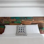 Selva Luxury Lakeview Апартаменты