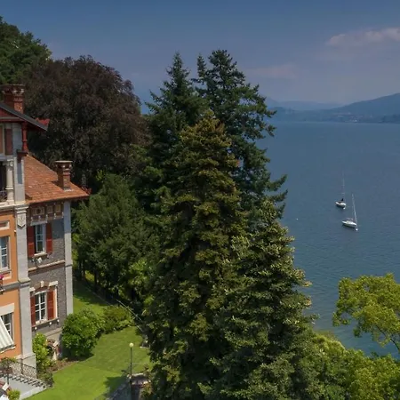 Selva Luxury Lakeview *