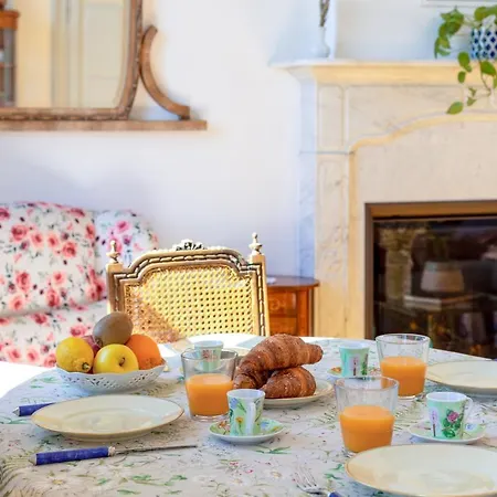 Selva Luxury Lakeview